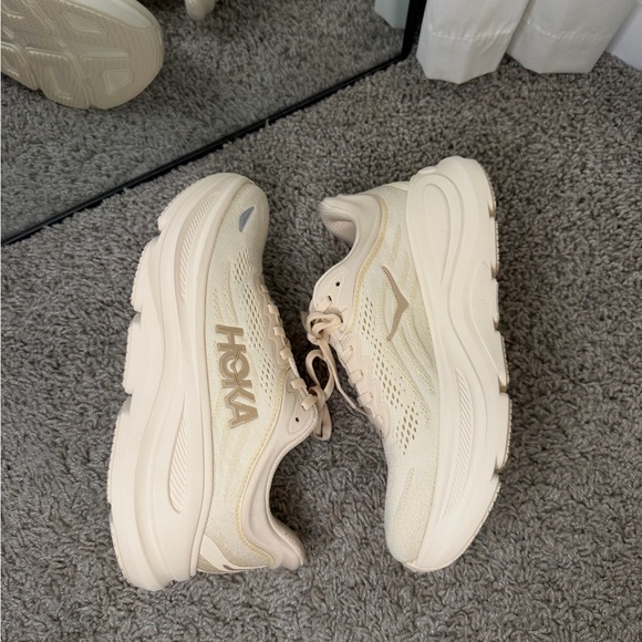 Hoka One One Bondi 9 Vanilla Birch Sneakers - Women’s Size 7.5 - Picture 4 of 9